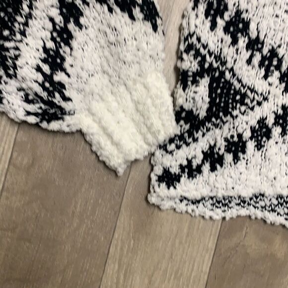 Womens Nwt Rue21 V-Neck‎ Slouchy Oversized Sweater - Picture 3 of 5